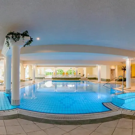 Moehringers Schwarzwald Hotel 4*