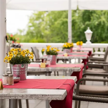 Moehringers Schwarzwald Szálloda 4*