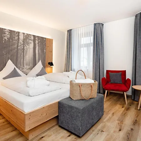 Moehringers Schwarzwald Hotel 4*
