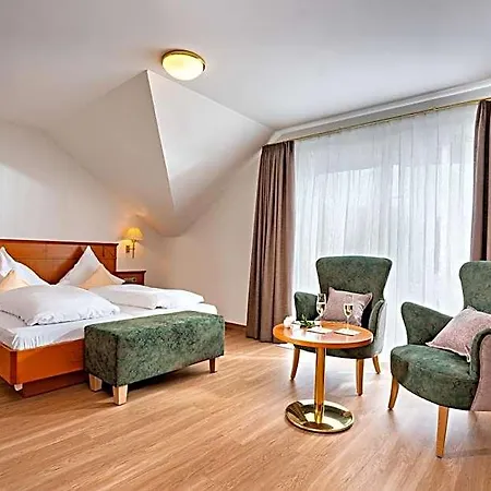 Hotell Moehringers Schwarzwald