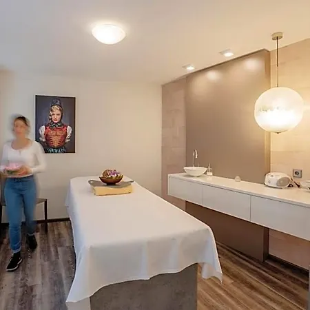 Moehringers Schwarzwald Hotell 4*