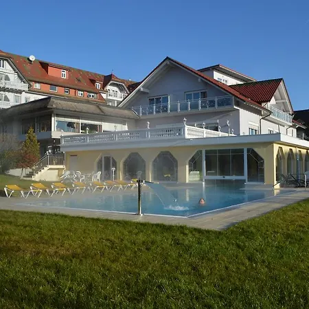 ホテル Moehringers Schwarzwald 4*